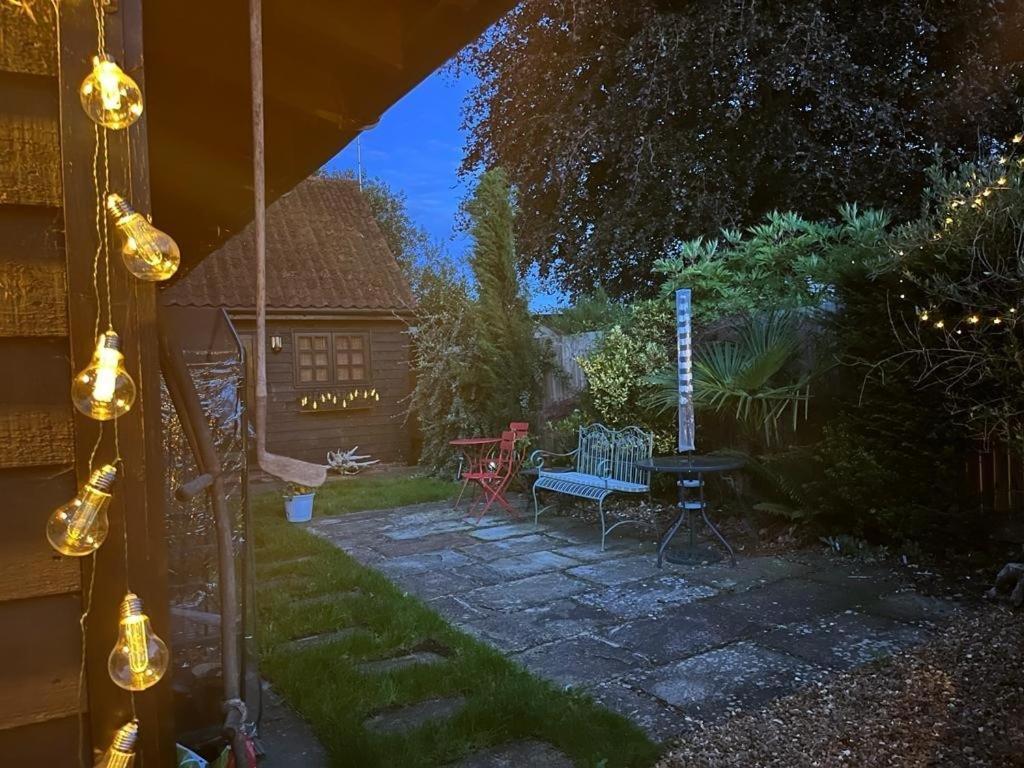 Two Storey Annex Cottenham Экстерьер фото